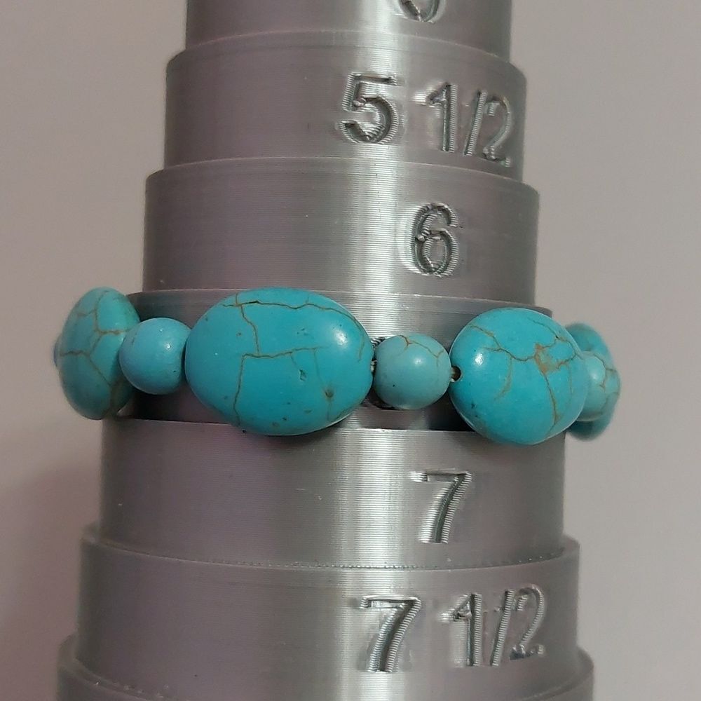 Howlite Turquoise Beaded Stretch Bracelet - Picture 4 of 4